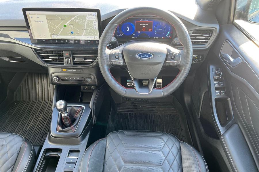 Ford FOCUS Photo autoimg-4d6eaacbb93de56f73405f67795dacabc7ab8d1a.jpg