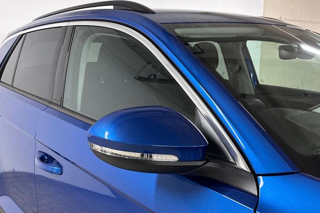 VOLKSWAGEN T-Roc Photo 20