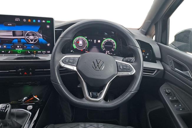 Volkswagen Golf Photo 11