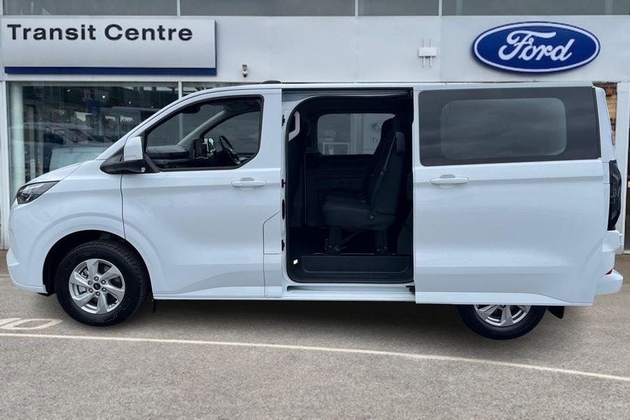 Ford TRANSIT CUSTOM Photo autoimg-4d72f281fd4692d7183084ddc4a3f15bd1f26925.jpg