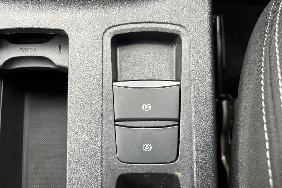 Ford Focus Photo autoimg-4d757196b806e579b9e62adf5563a723ee1498f8.jpg