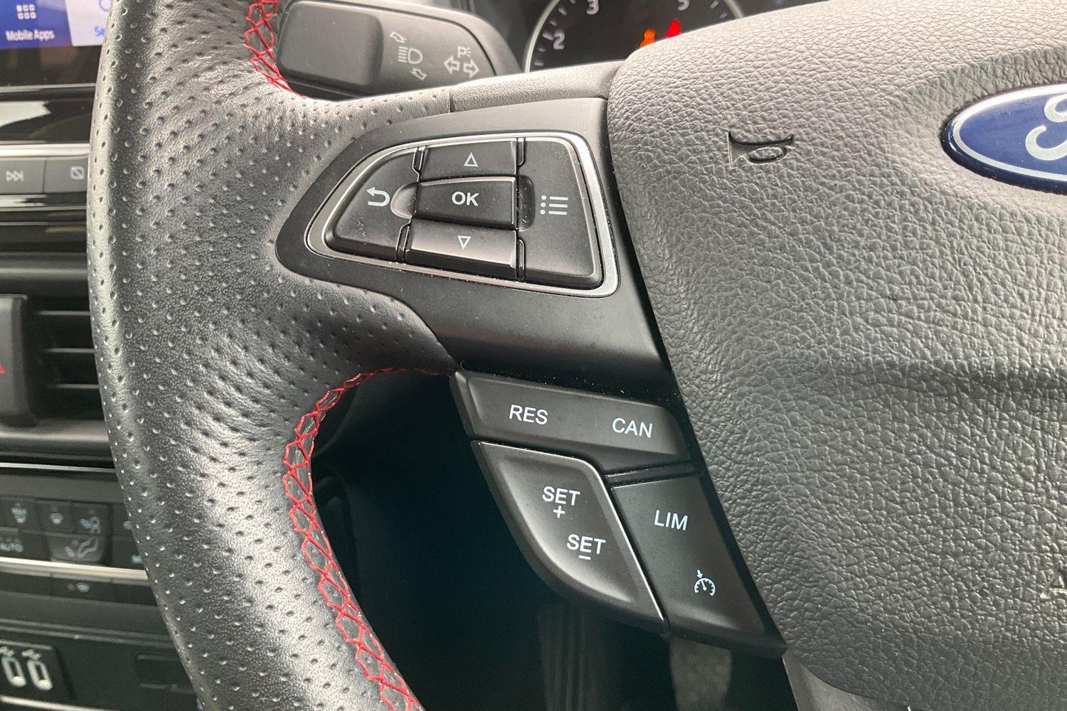 Ford ECOSPORT Photo 30