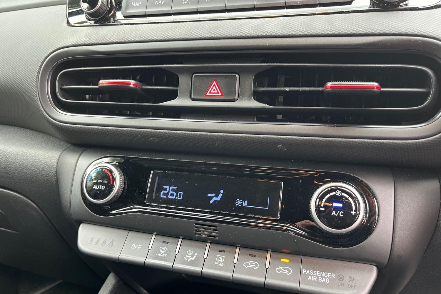 Hyundai KONA Photo 35