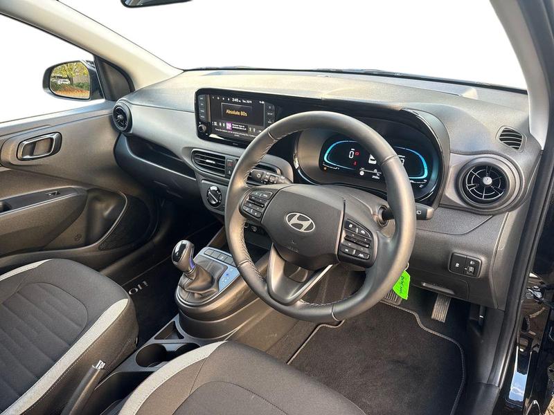 Used Hyundai i10 DV74NXL 10