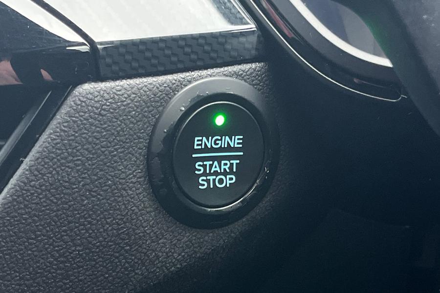 Ford KUGA Photo autoimg-4d83a82898be4c0cc84b0f4101b0d885e139ea6b.jpg