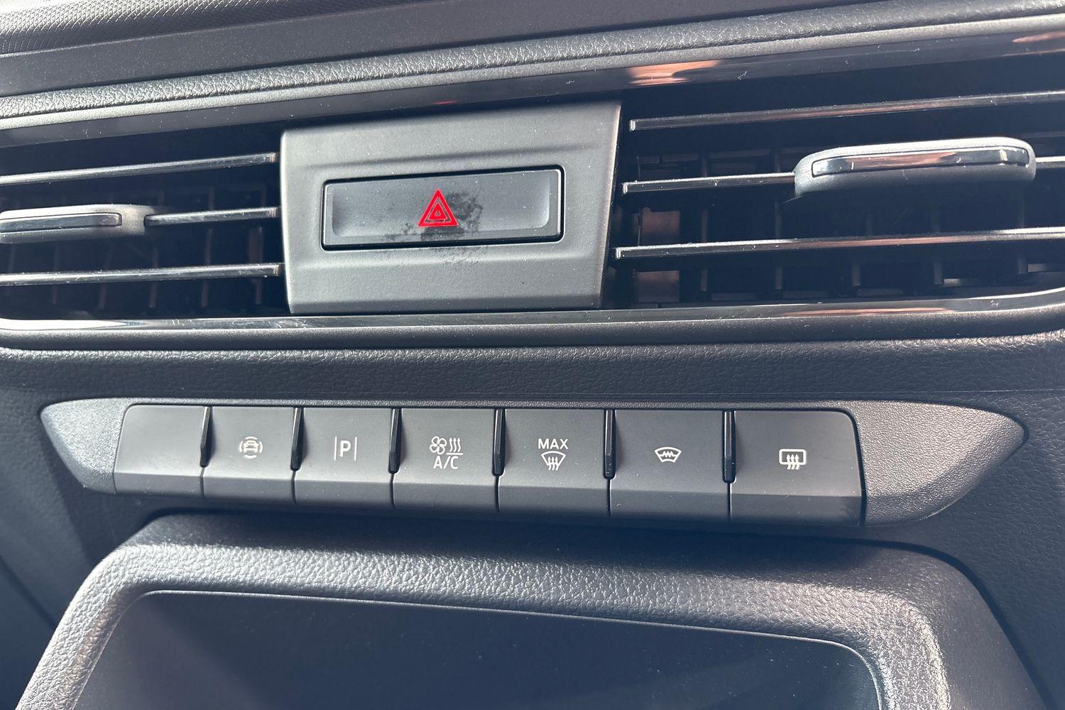 Ford TRANSIT CONNECT Photo 35