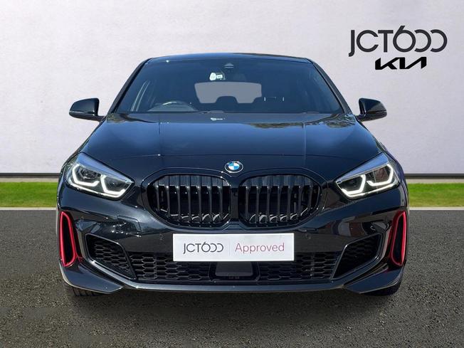 BMW 1 Series Photo 8