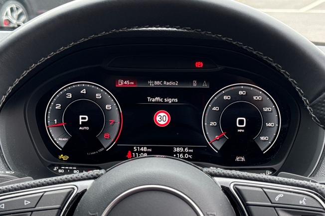 AUDI Q2 Photo 15