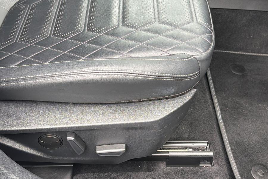 Ford FOCUS Photo autoimg-4d8aa948d4cb729c0e75665a503f8c50127c5ef0.jpg