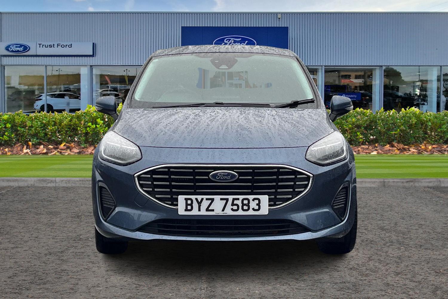 Ford FIESTA Photo 5