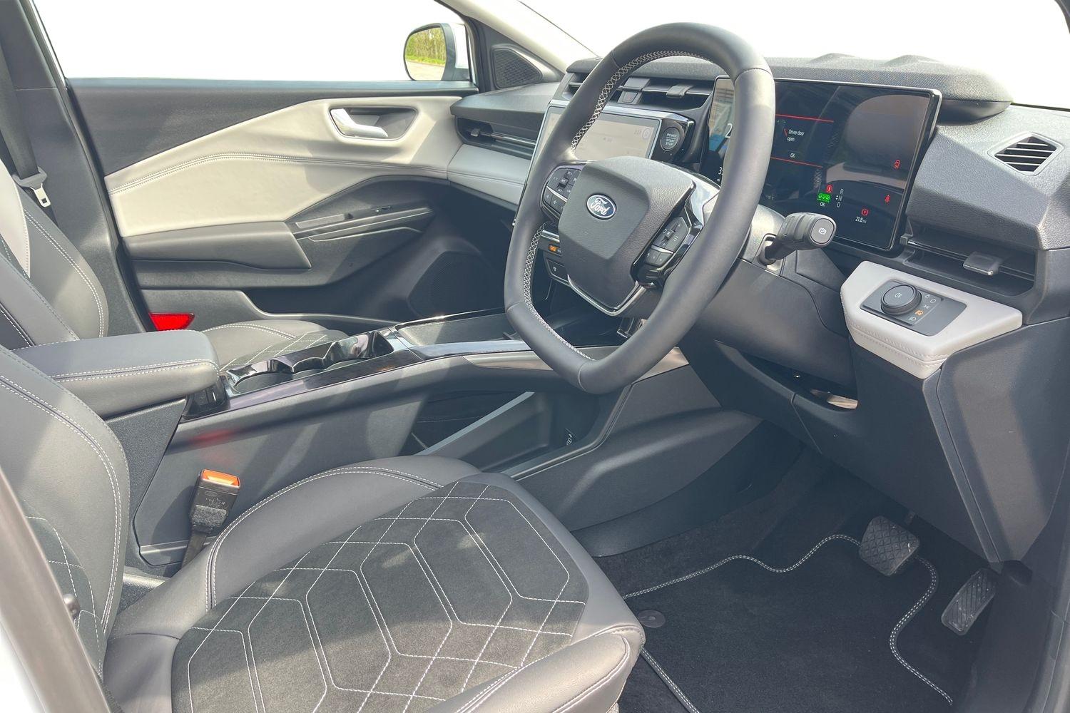 Ford Puma Gen-E Photo 8