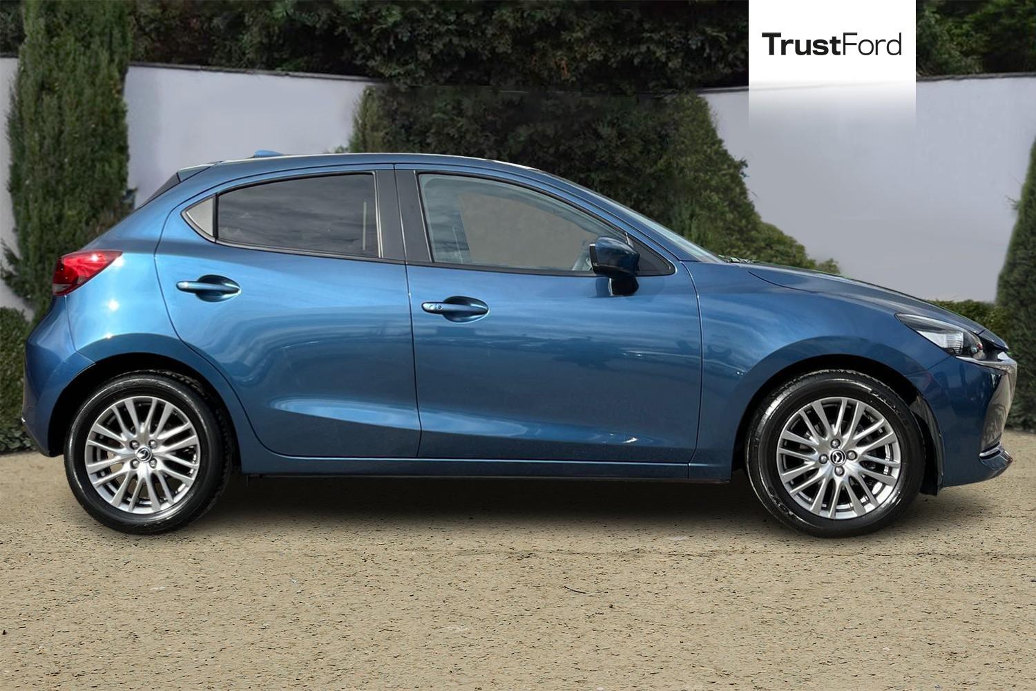 Mazda Mazda2 Photo 2