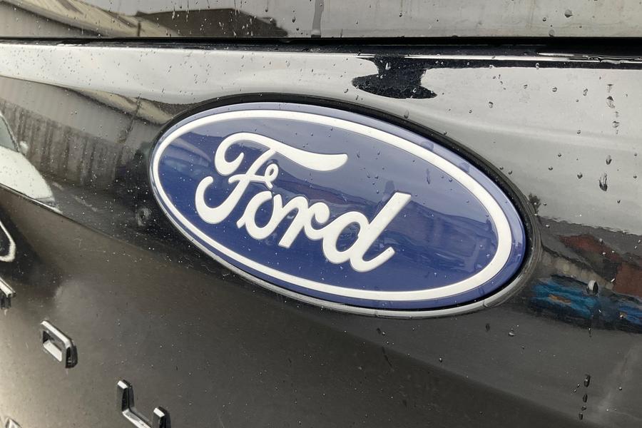 Ford TOURNEO CUSTOM Photo autoimg-4d95803cff2cc7766bf8f9f51a55215597c779d6.jpg