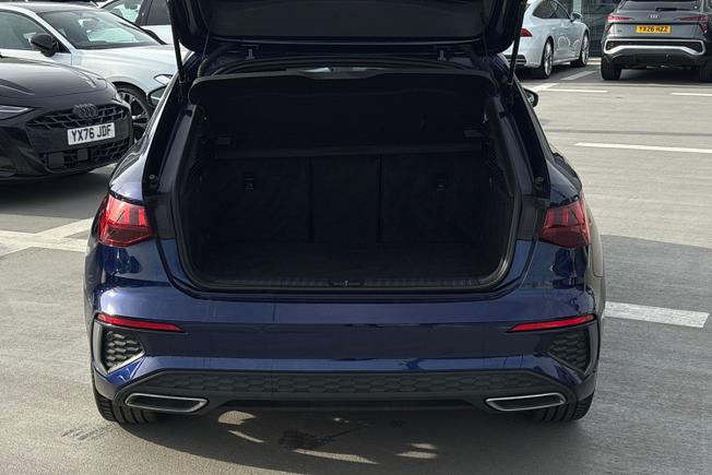 Audi A3 Photo 12