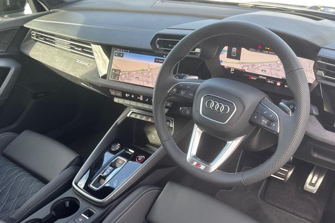 AUDI  S3 Saloon Photo 6