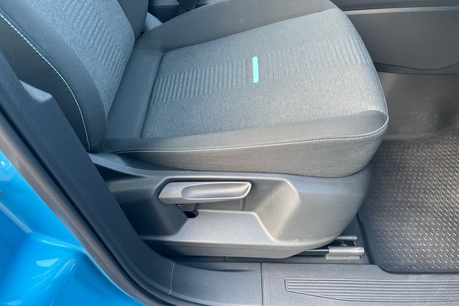 Ford TRANSIT CONNECT Photo 31