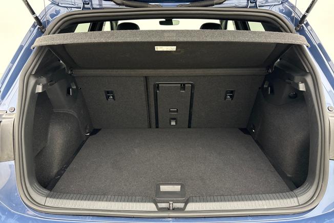 VOLKSWAGEN Golf Photo 12