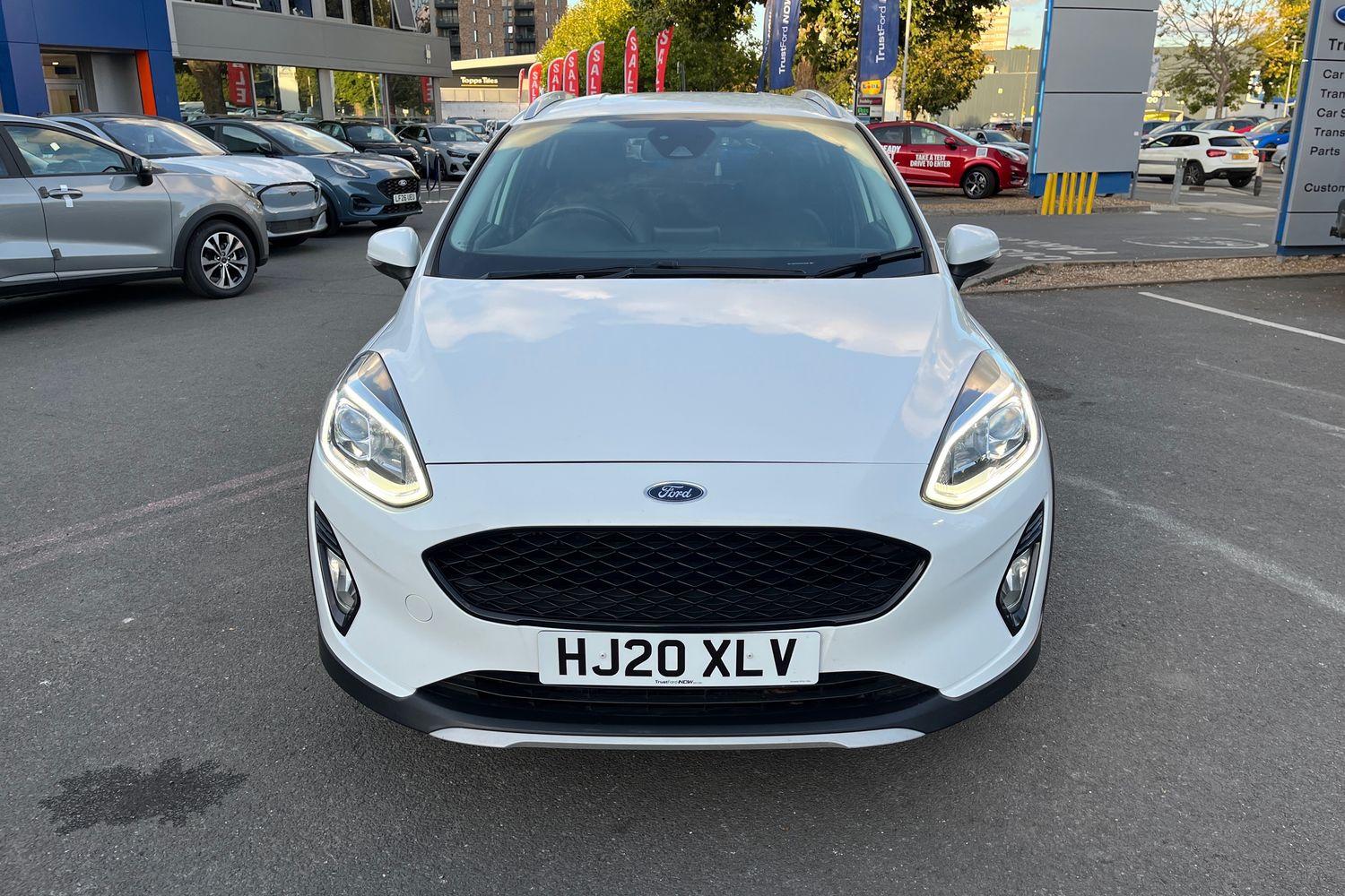 Ford Fiesta Photo 37