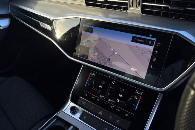 AUDI A6 Photo 14