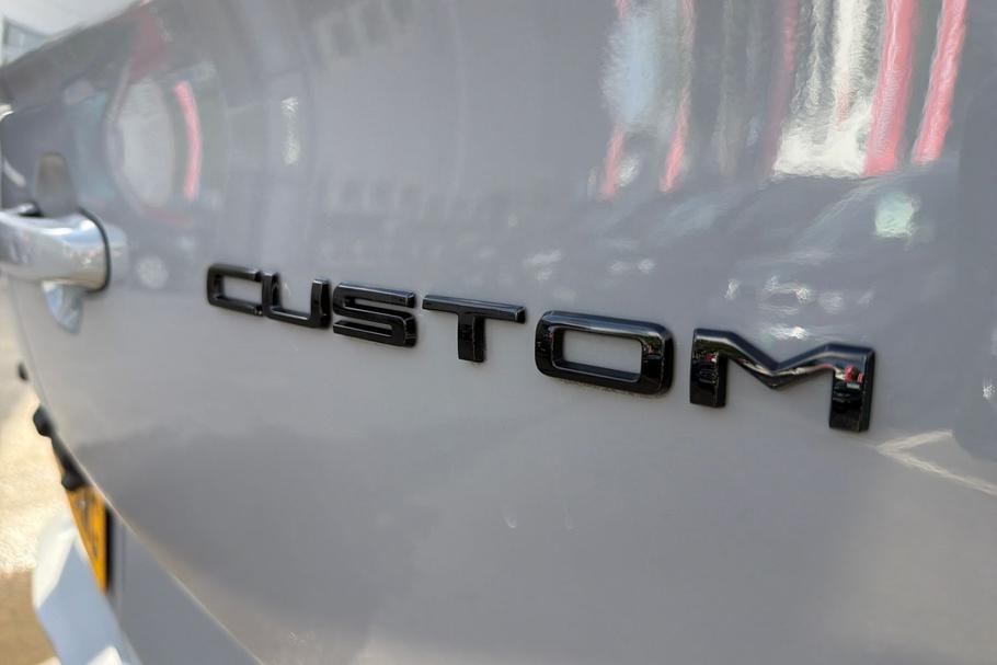 Used Ford TRANSIT CUSTOM WN75AWG 19