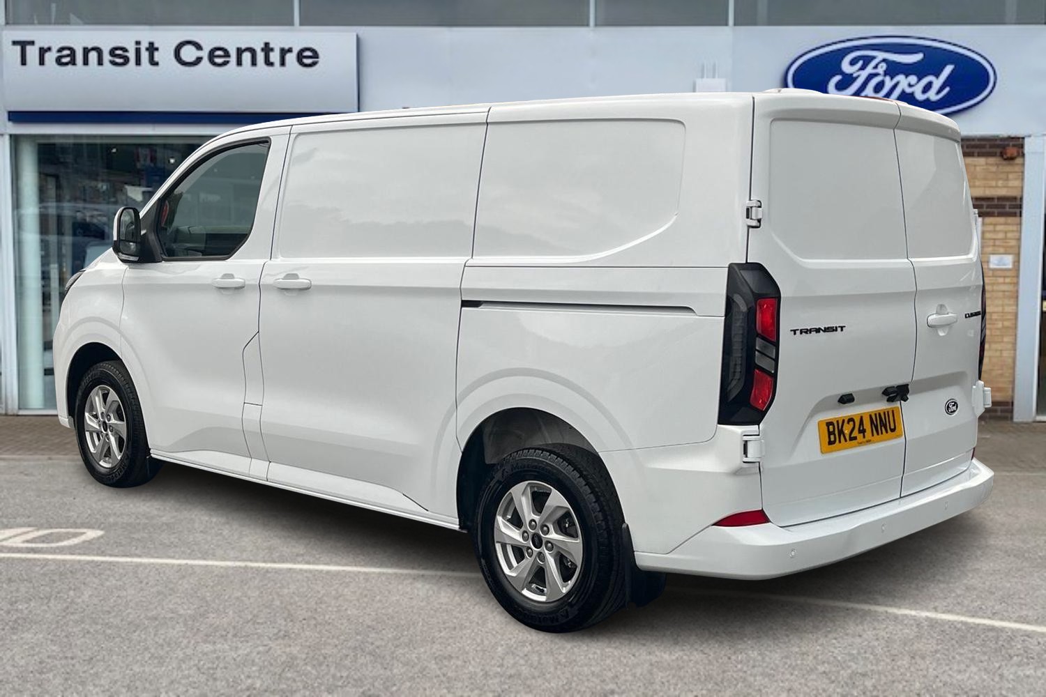 Ford TRANSIT CUSTOM Photo 1