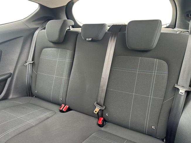 FORD Fiesta Photo 9