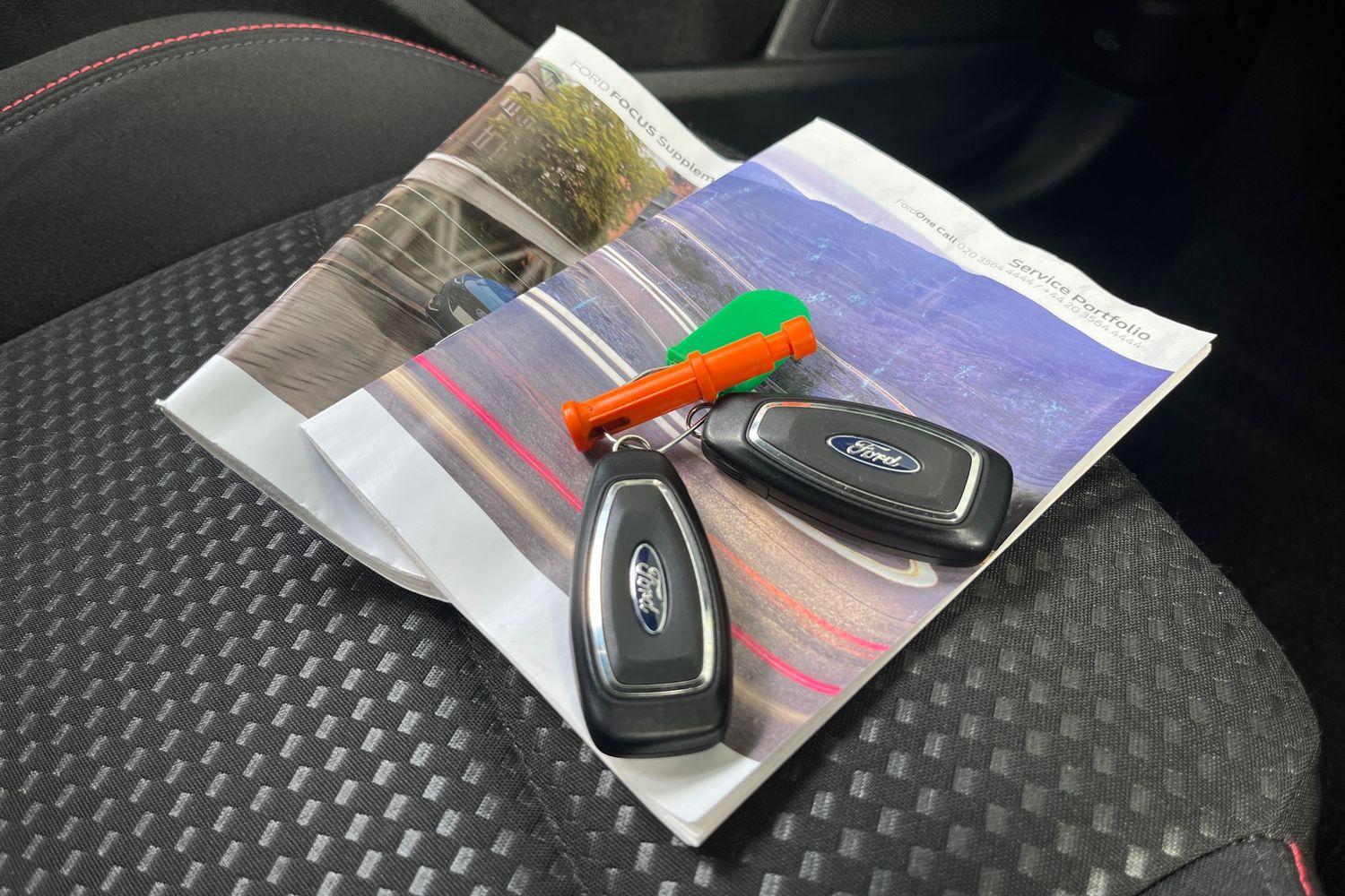 Ford Focus Photo 21
