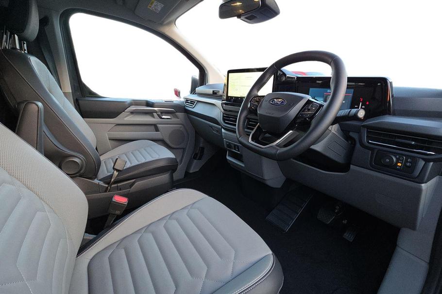 Used Ford E-TOURNEO CUSTOM WR75NLT 14