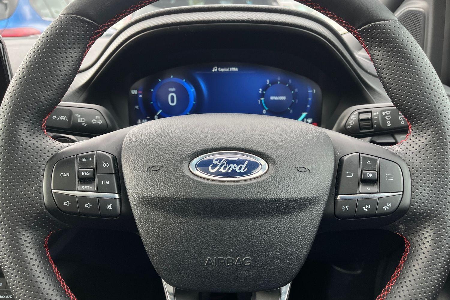 Ford PUMA Photo 11