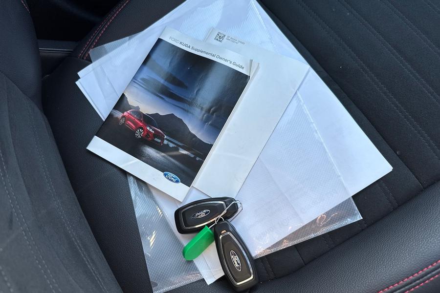 Ford KUGA Photo autoimg-4da993f332bbc02645ad01a06be5db1c3766de80.jpg
