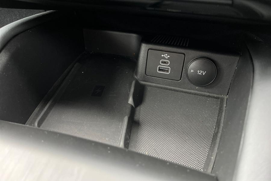 Ford Kuga Photo autoimg-4da9e65c8e6fabdb0fe951f8ab3d135ec49246d6.jpg