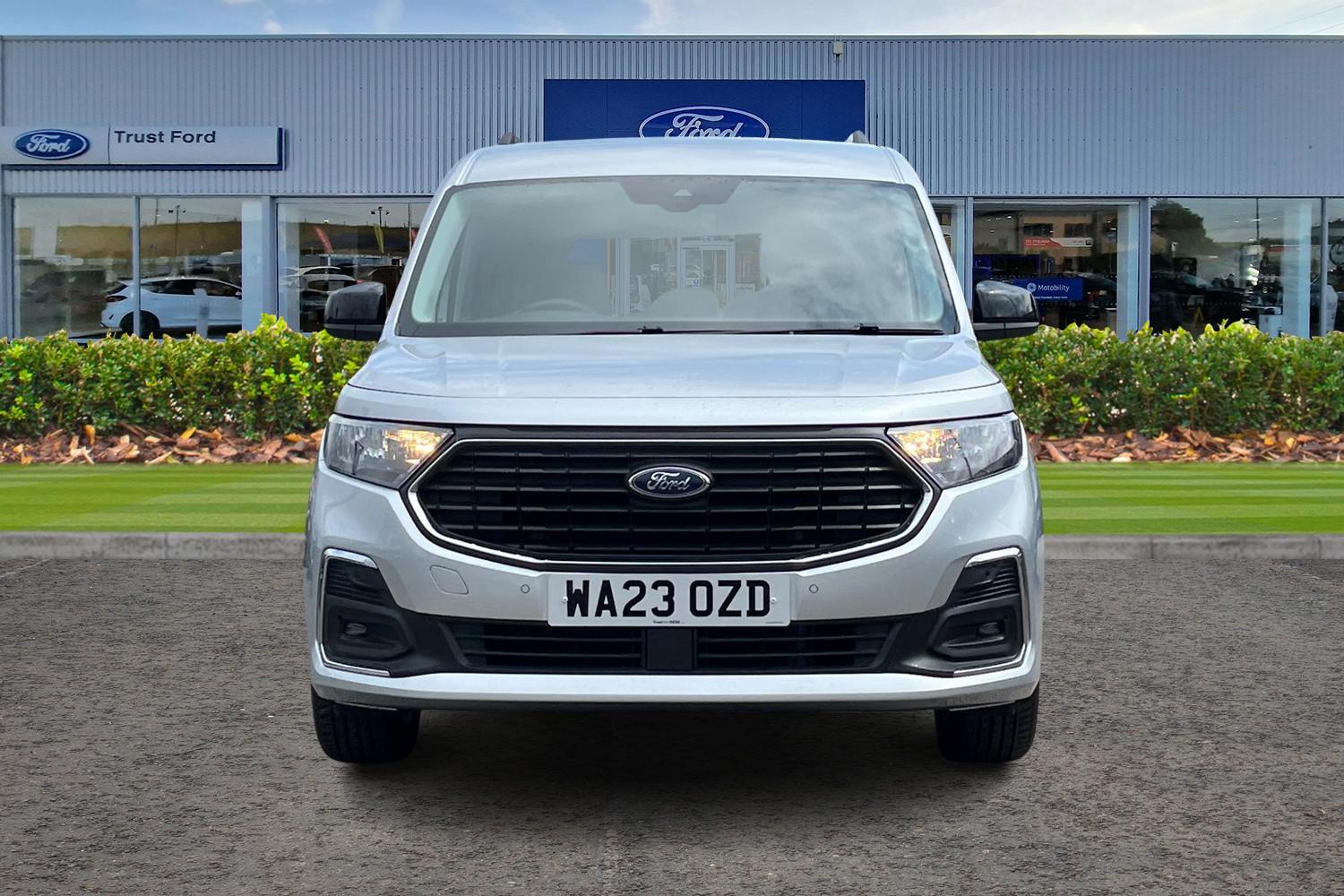 Ford TOURNEO CONNECT Photo 5