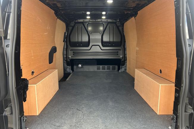 VOLKSWAGEN Transporter Photo 12