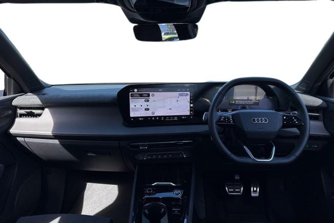 AUDI Q3 Photo 10