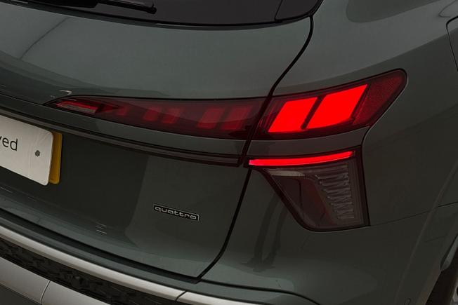 AUDI Q3 Photo 18