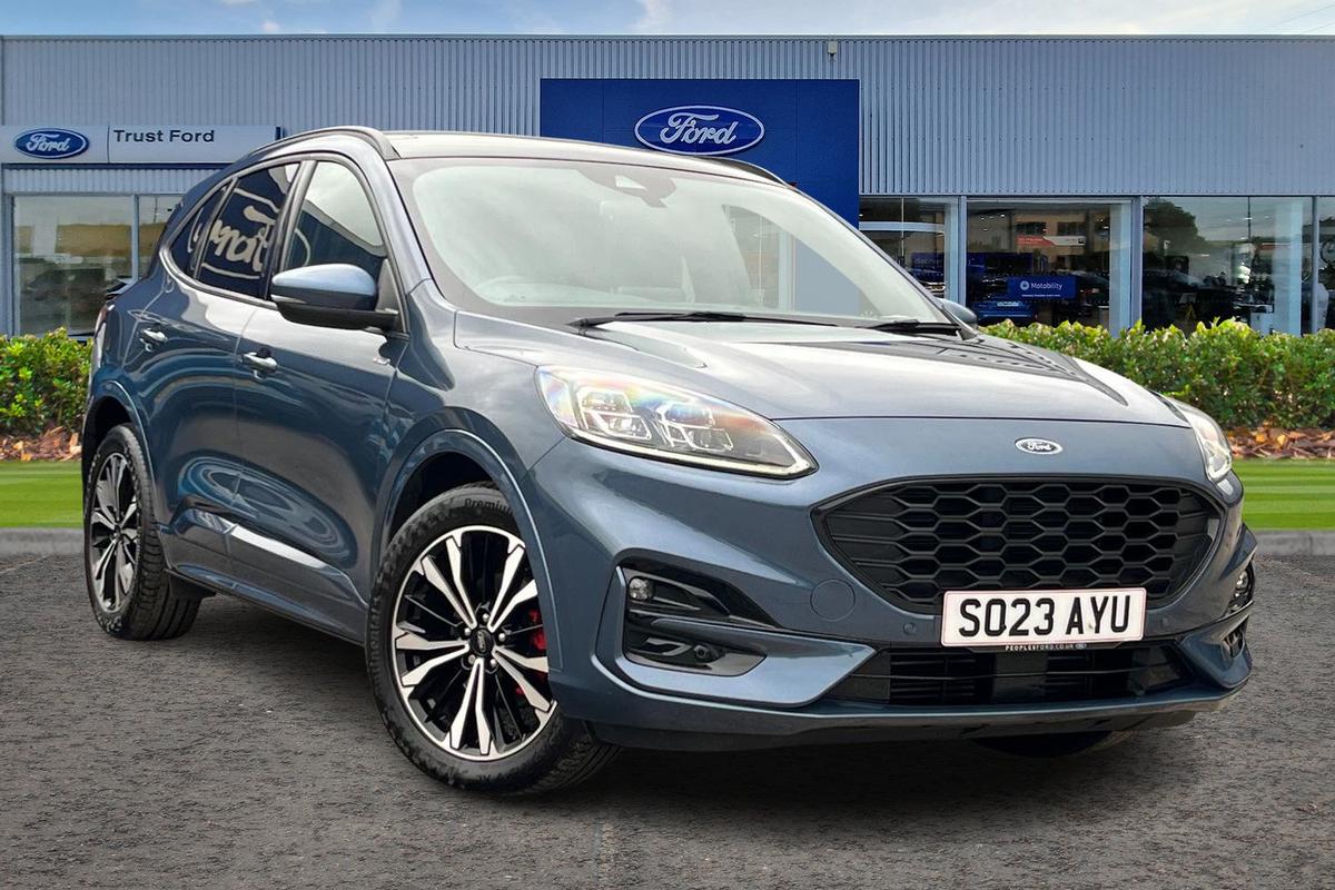 Ford Kuga listing photo