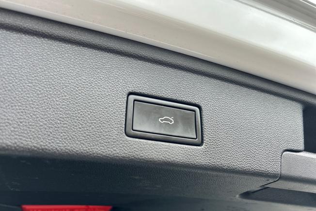 VOLKSWAGEN Touareg Photo 55