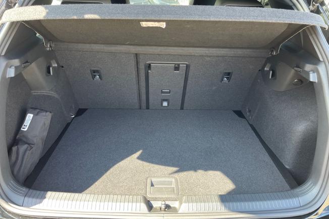 VOLKSWAGEN Golf Photo 12
