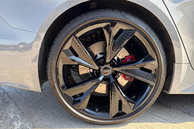 Audi RS7 Photo 30