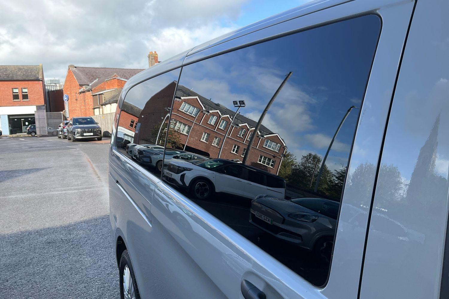 Mercedes-Benz VITO Photo 33