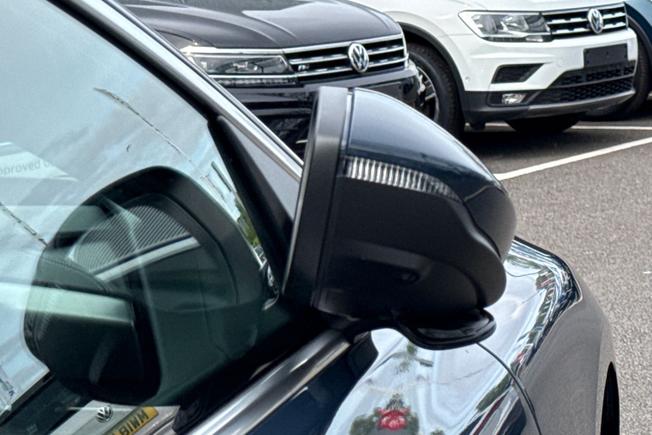 AUDI A6 E-Tron Sportback Photo 47
