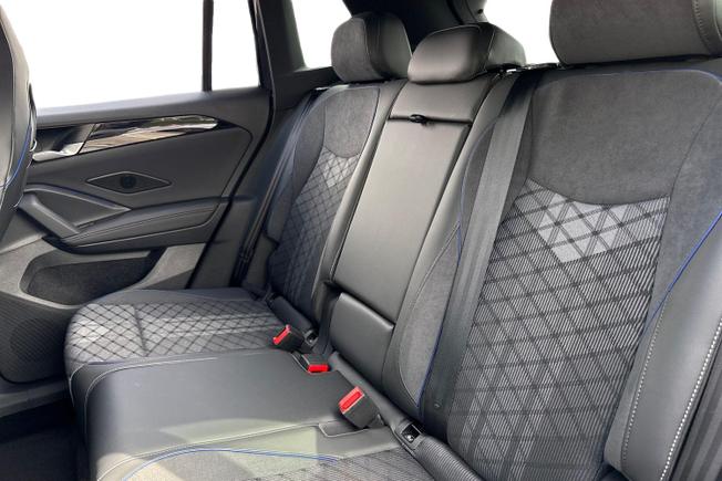 VOLKSWAGEN Tiguan Photo 9