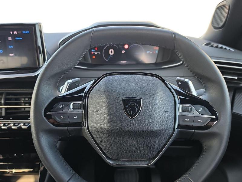 Used Peugeot 2008 KM25UPP 14