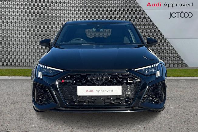AUDI RS3 Photo 8