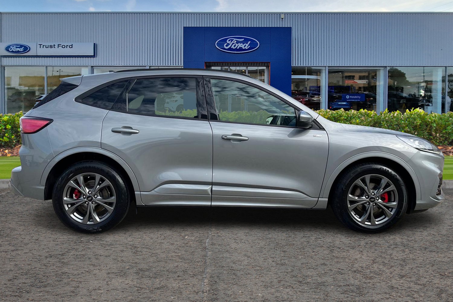 Ford Kuga Photo 2