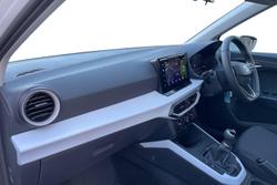 SEAT Arona Photo 2