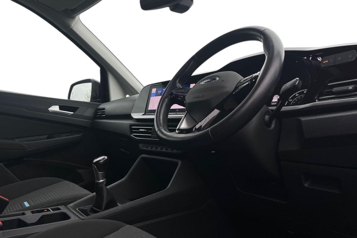 Ford TOURNEO CONNECT Photo 8