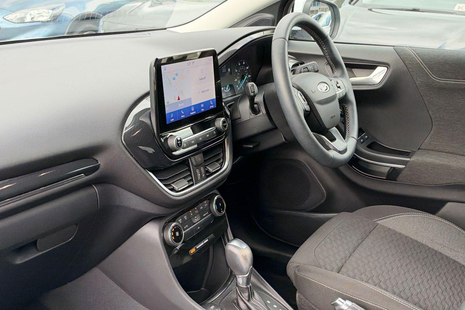Ford PUMA Photo 17