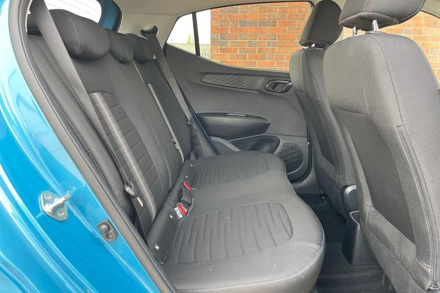 Hyundai i10 Photo autoimg-4ddd7122752c9f7a19f84a66d7fe3f16815a0a86.jpg