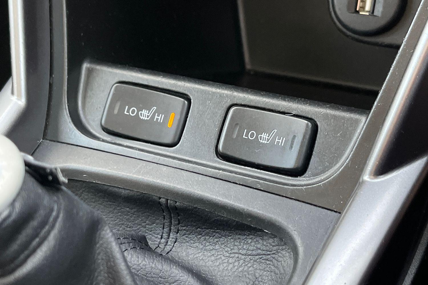 Suzuki S-Cross Photo 28